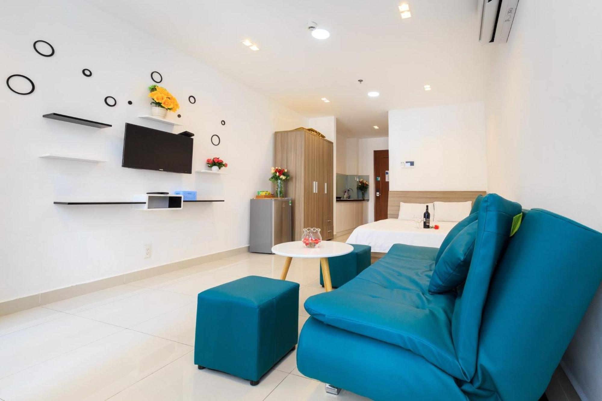 Sky Homes Near Airport Хошимин Экстерьер фото